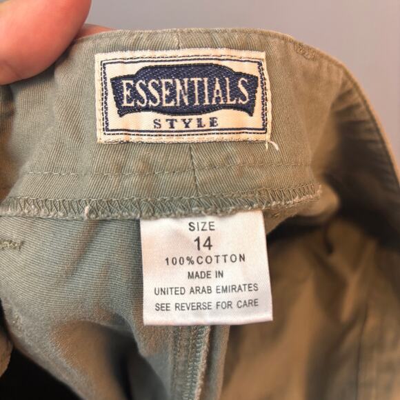 Vintage Essentials Style Shorts Khaki Green Womens 14 100% Cotton Slant Pockets - Picture 4 of 5